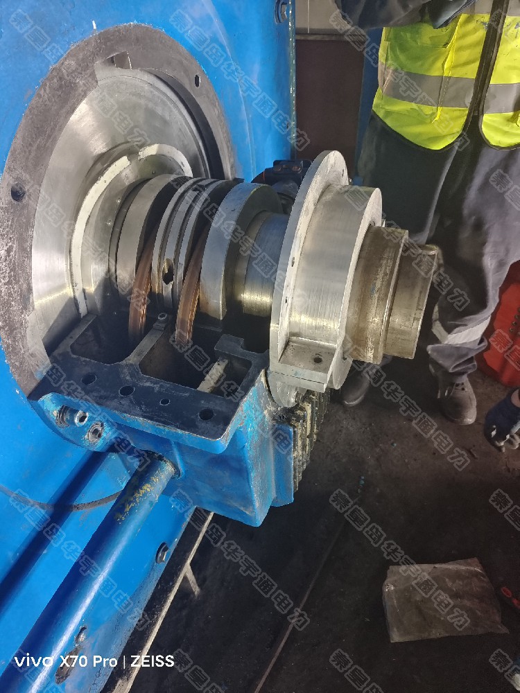 華能某廠(chǎng)折返式油擋改造項(xiàng)目